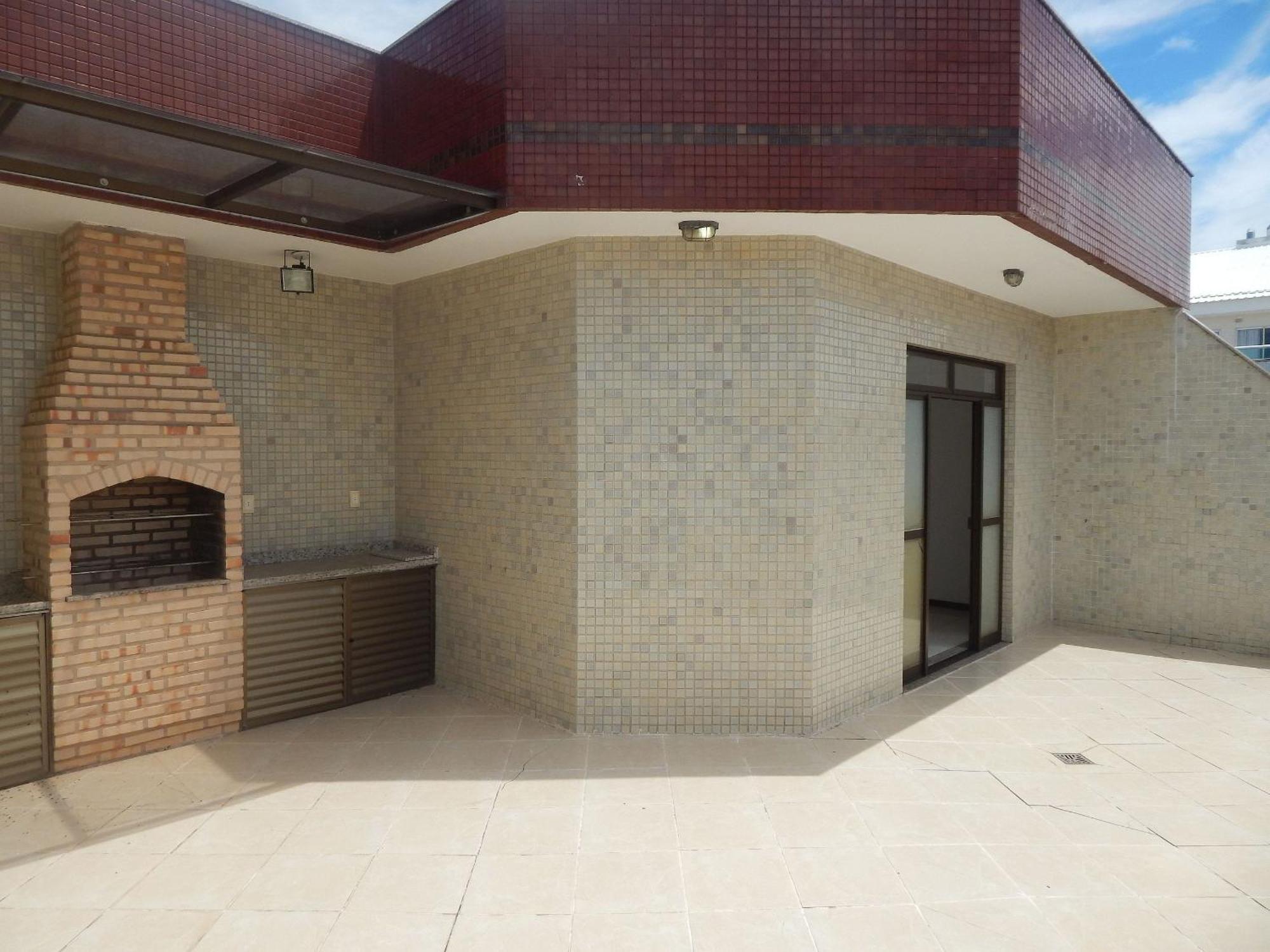 Cobertura C/ Sinuca E Churrasqueira Do Apartamento *